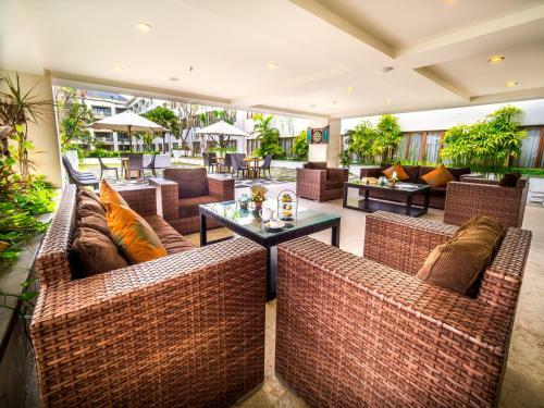 Aparthotel Aston Kuta Hotel And Residence