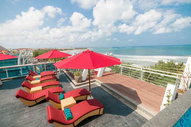Kutabex Beachfront Hotel