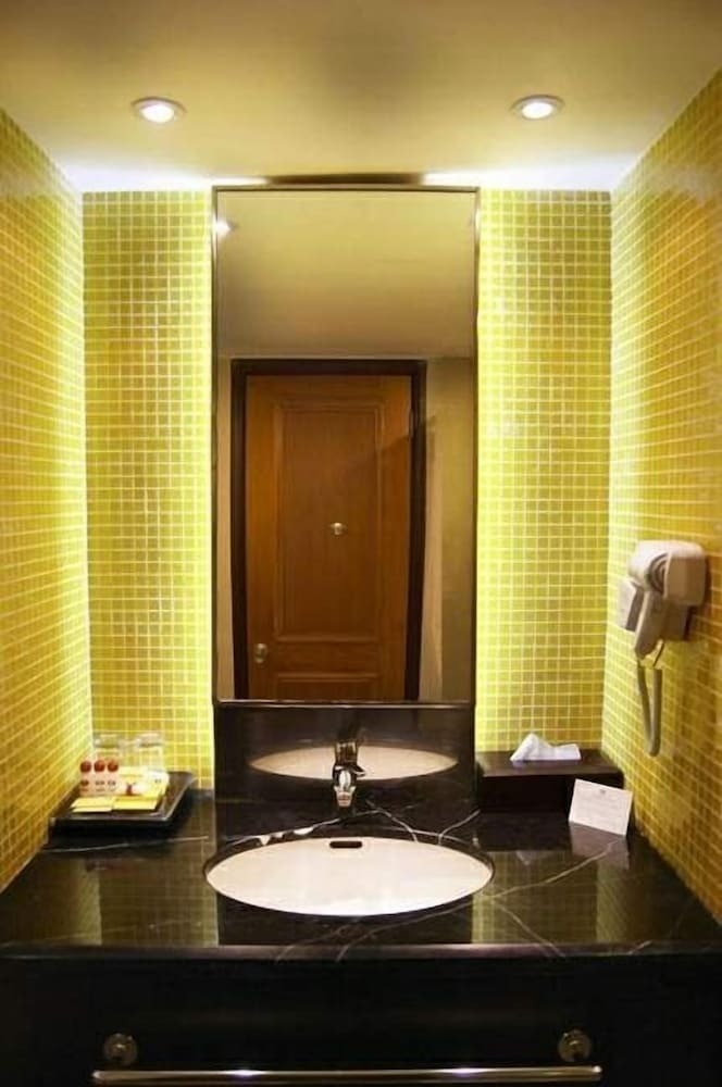 Hotel Gran Puri Manado