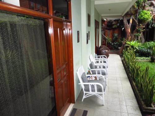 Hostal Enny's Guest House