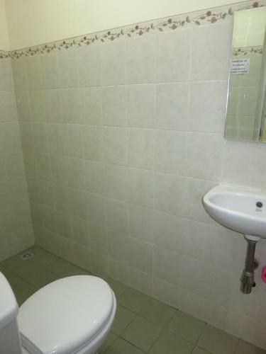 Hostal Enny's Guest House