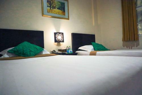 Helios Hotel