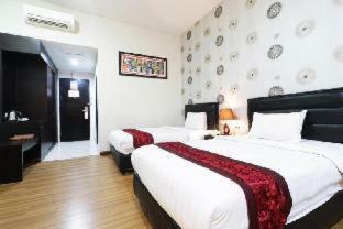 Grand Kanaya Hotel