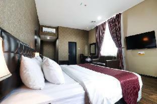 Grand Kanaya Hotel