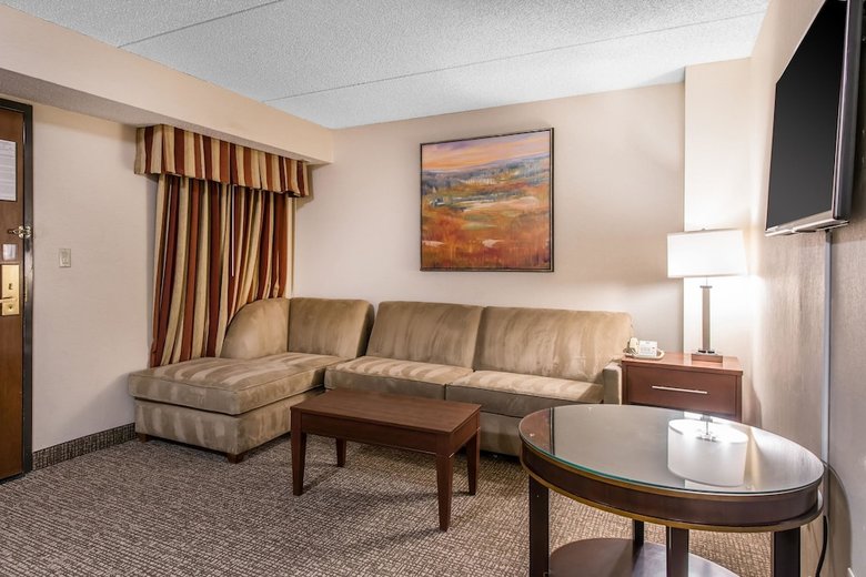 Hotel Comfort Inn & Suites
