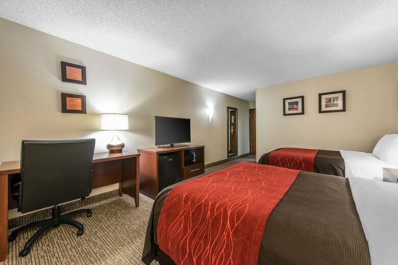 Hotel Comfort Inn & Suites
