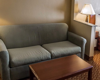 Hotel Comfort Inn South