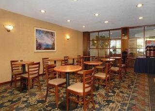 Hotel Comfort Inn Cleveland Airport