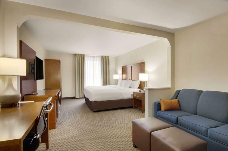 Hotel Comfort Inn Airport