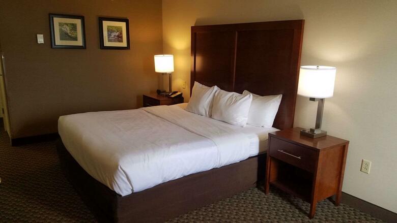 Hotel Comfort Inn Airport