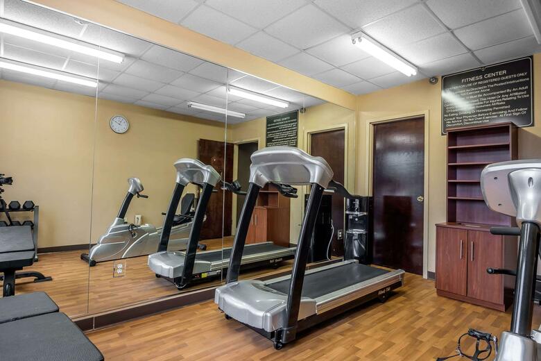 Hotel Comfort Suites