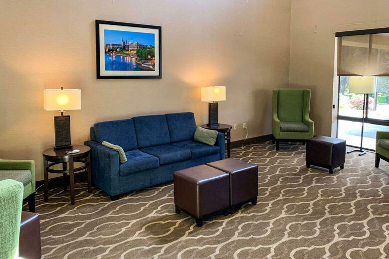 Hotel Comfort Suites