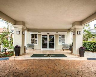 Hotel Comfort Suites