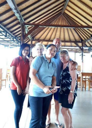 Hostal Karang Sari Guesthouse & Restaurant