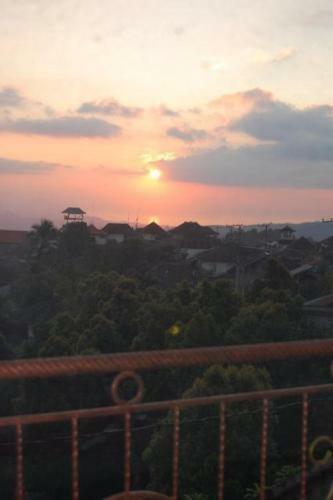 Aditya Homestay