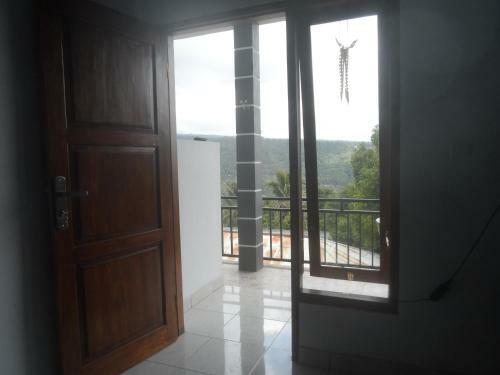 One Homestay And Warung