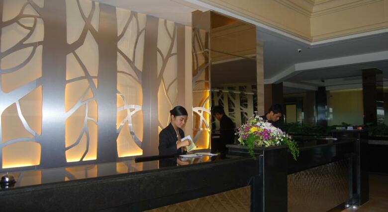 The Axana Hotel - Padang