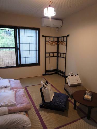 Hostal Guesthouse Engawa