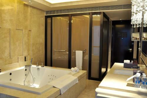 Sheraton Changde Wuling Hotel