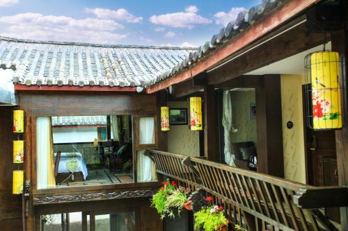 Lijiang Weave Sunshine Boutique Inn