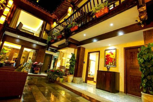 Lijiang Weave Sunshine Boutique Inn