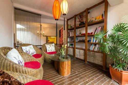 Posada Lijiang Lize Graceland Merry Inn