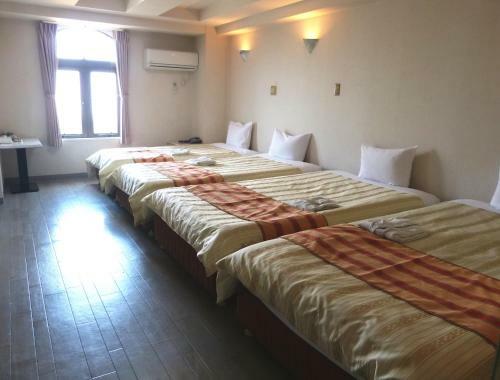 Hotel Peace Land