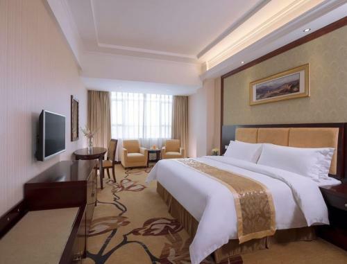 Vienna Hotel Dongguan Changping Avenue