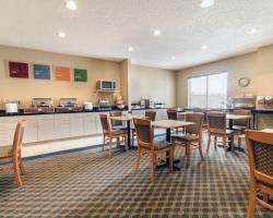 Hotel Comfort Suites