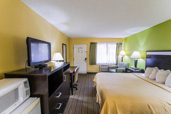 Hotel Comfort Inn University