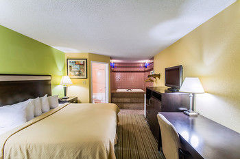 Hotel Comfort Inn University