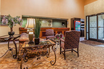 Hotel Comfort Suites Airport