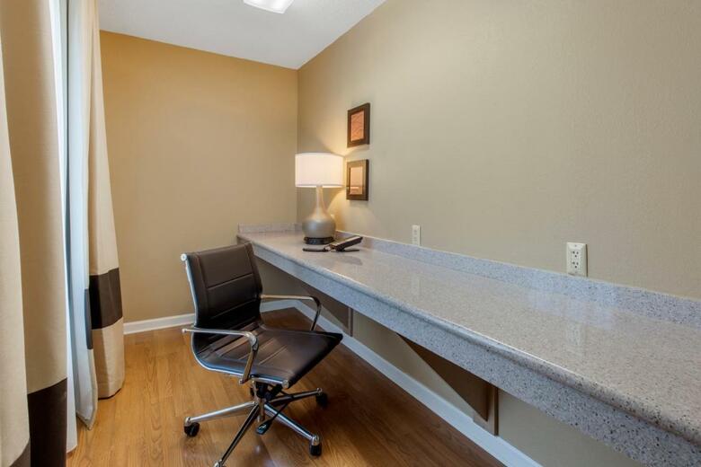 Hotel Comfort Inn & Suites