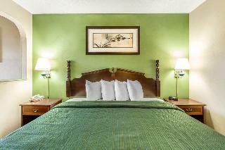 Hotel Quality Inn & Suites
