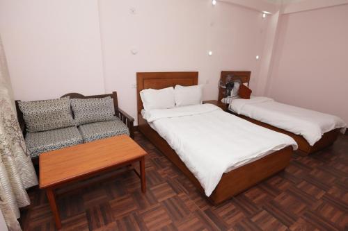 Albergue Famous House