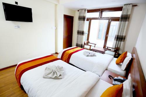 Hotel Holiday House