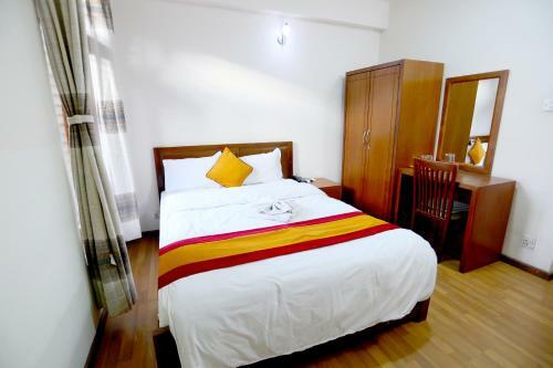 Hotel Holiday House