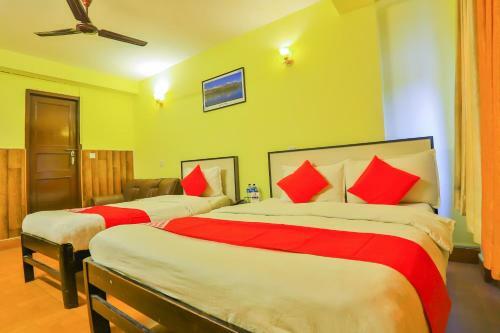 Hotel Everest Mount Holiday