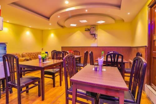 Hotel Everest Mount Holiday