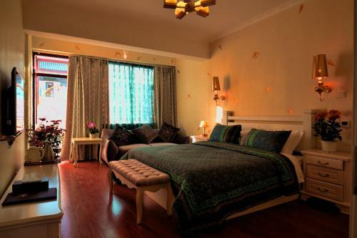 Hotel Oak Inn