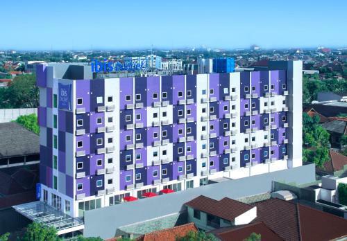 Hotel Ibis Budget Semarang Tendean