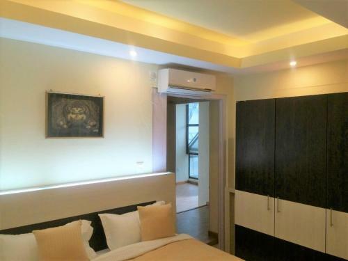 327 Thamel Hotel