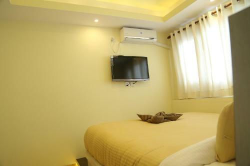 327 Thamel Hotel