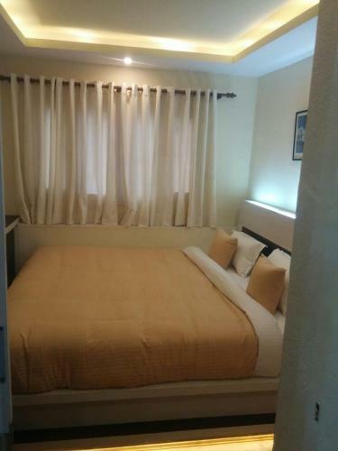 327 Thamel Hotel