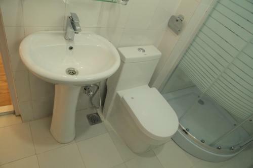 327 Thamel Hotel