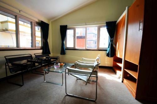 Hostal Epiphany Guest House