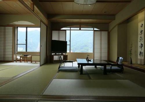 Hotel Sanraku