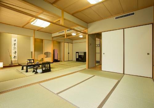 Hotel Sanraku