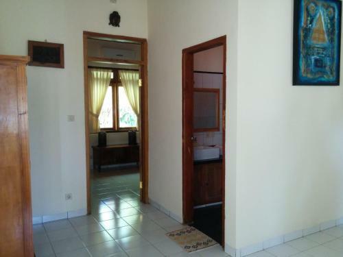 Starlight Hotel Lovina