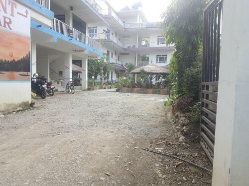 Hotel Shiva's Dream